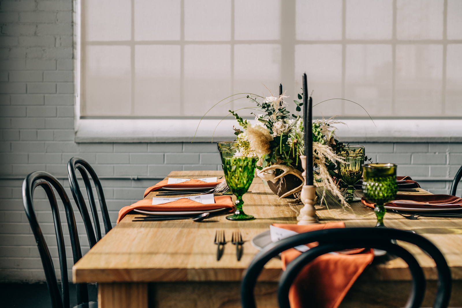 side view of plated and decorated wood table