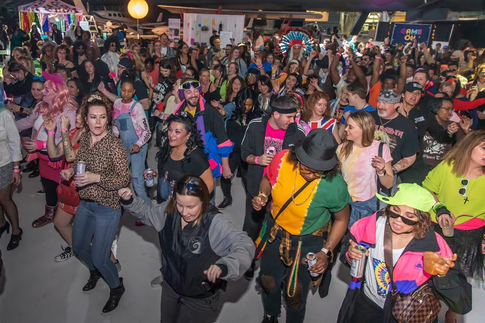 80s vs 90s Dance at Wings